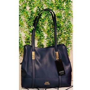 New✅ Navy blue shoulder bag!